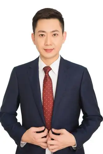 p>杨锡,现任吉林电视台都市频道主持人. /p>