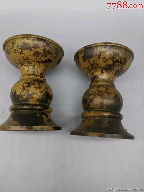 铜烛台一对