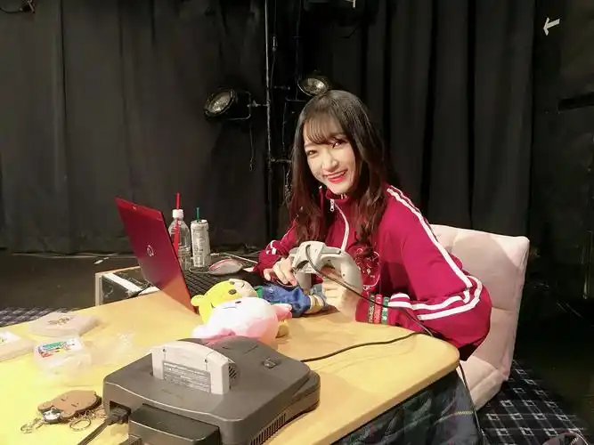 我的声优图片收藏(西本里美)