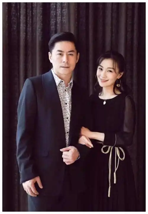 2023年9月3日,一则喜讯在娱乐圈传开:著名男星常铖的二胎孩子满月庆典