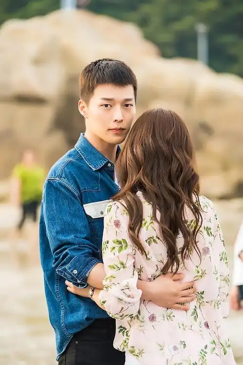 过来抱抱我官方剧照剧照图片