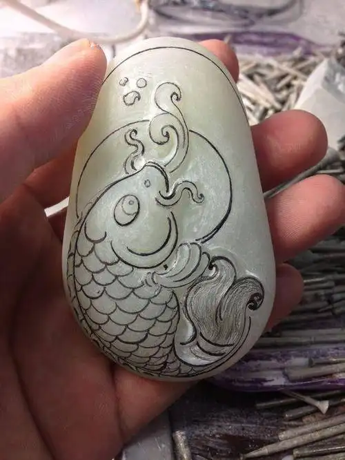 欢迎关注田姑娘微信号:daa711 ,为您介绍玉石玛瑙的雕刻技巧和教程!