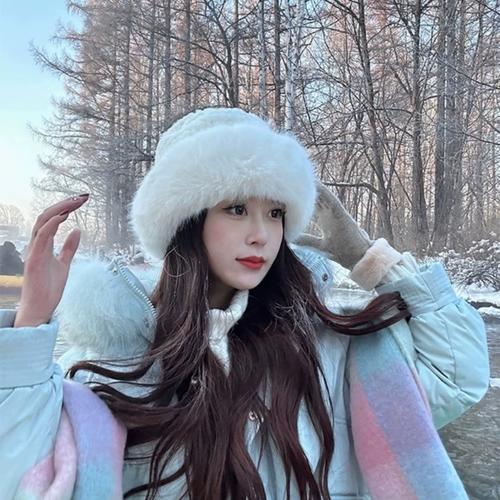 东北哈尔滨长白山冬季毛绒帽子女款大头围显脸小雪乡漠河旅游穿搭