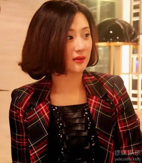 许多拍摄《唐山大地震》 戏里戏外皆才女