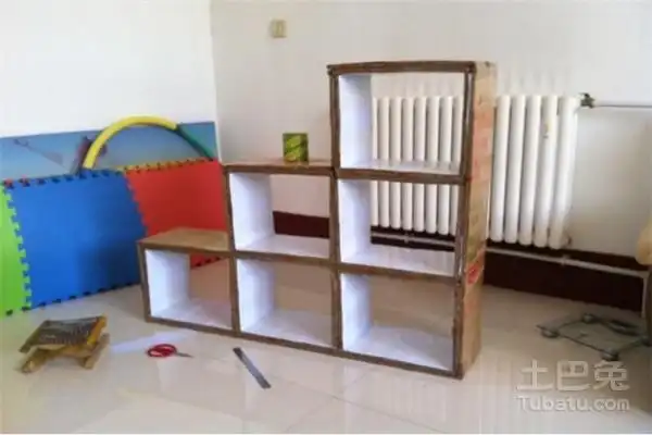 好看纸箱自制简易书架 四种方法