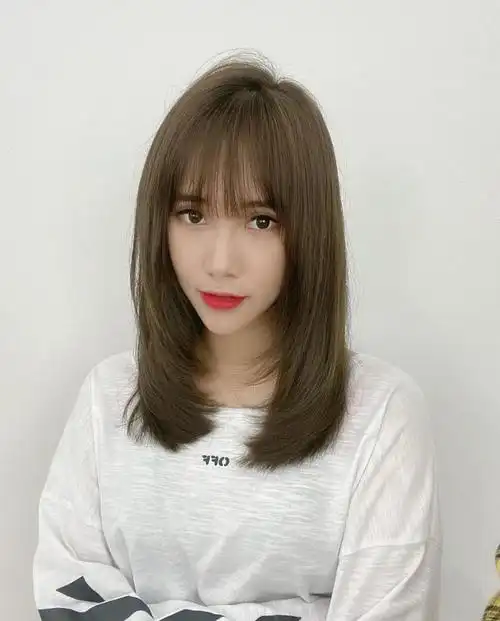 当下最新流行发型15款,时尚显白又洋气,忍不住想要剪同款_网易订阅