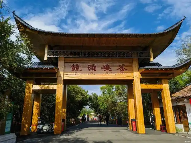 >                                    大东北行之五,牡丹江镜泊湖