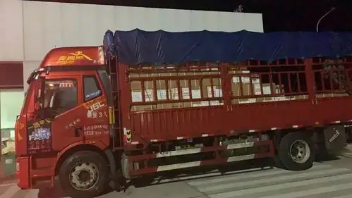 冲弟的货车正在装呼吸机