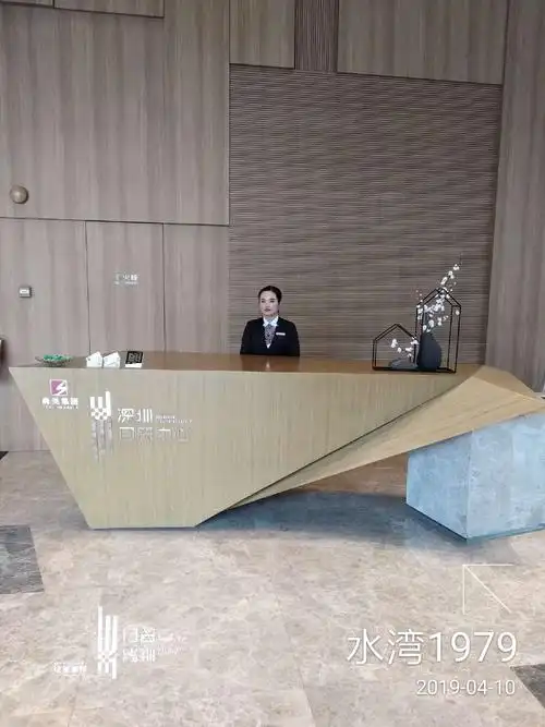 图为1f大堂礼宾台.