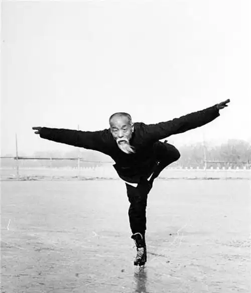 老炮儿原型慈禧的御用溜冰队长若晚生几十年定是奥运冠军