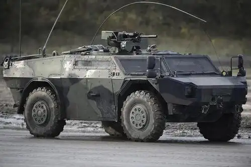 德军小狐装甲侦察车