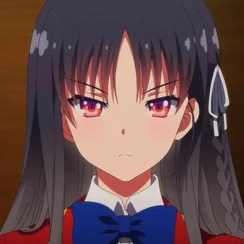 堀北铃音可爱头像手机里就这几张了