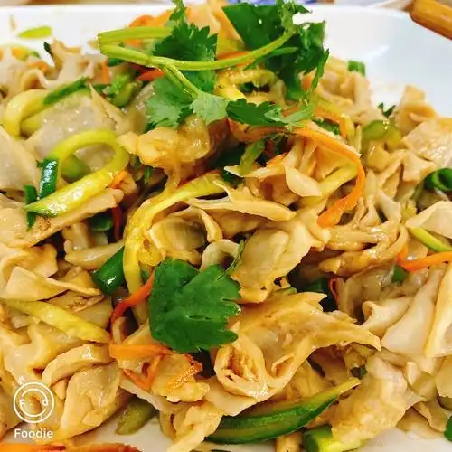 北方人爱吃的莜面 凉拌莜面窝窝的做法