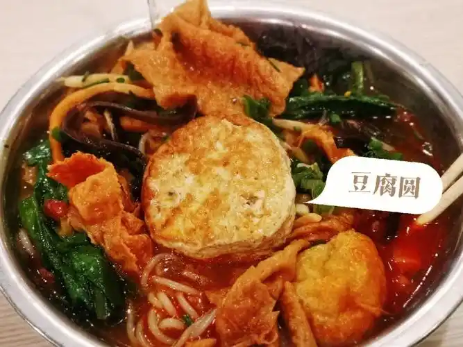 南宁螺蛳粉61油果酿61超爽腐竹61小锅现煮