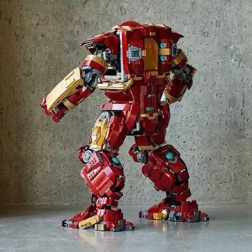 终于解锁76210 乐高反浩克机甲,这一款绝对是漫威宇宙有生之年系列了.