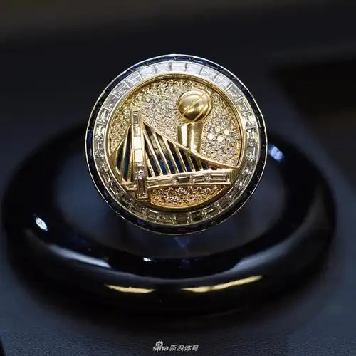 勇士队第二枚总冠军戒指