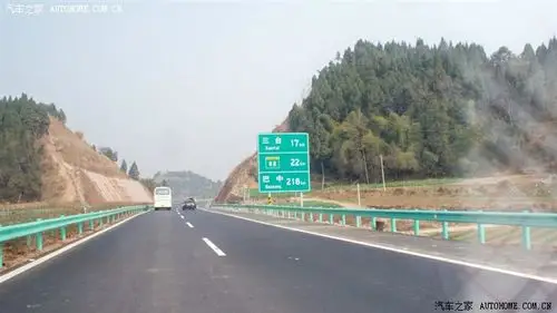 春节回家迷你相伴成巴高速一路风光无限图