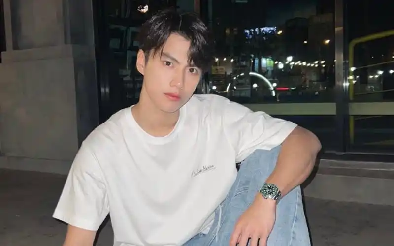 ohm陈炳林|清爽的大学生——陈饼丝儿～全平台开屏照有72