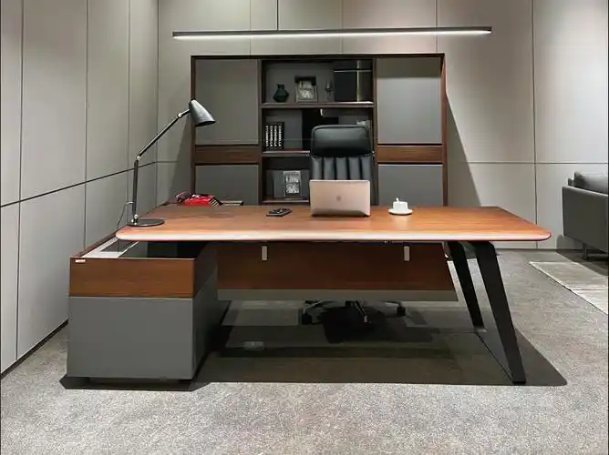 沉稳大气老板桌,30平办公室的首选,根据老板的需求专属定制