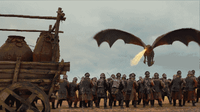 兰尼斯特军队死伤惨重,波隆用强弩射伤了龙.