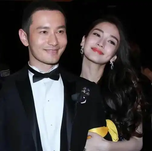 三天两头找前妻,没想到离婚2年,46岁黄晓明还是"败"给了baby|杨颖