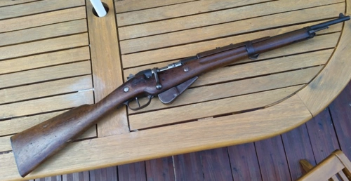 这故事又要从勒贝尔1886步枪开始说起,当年法国人捣腾出了无烟火药