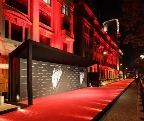 红毯背景板合影区媒体采访