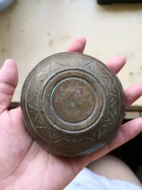 民国满工铜碗一个