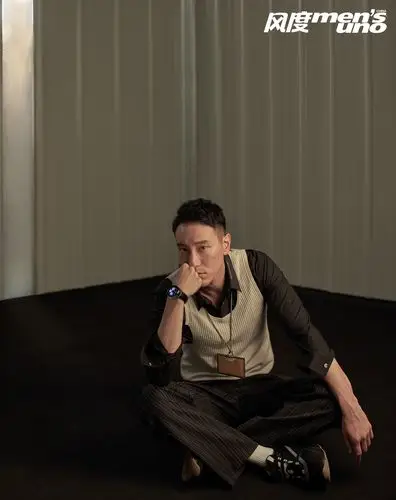登上风度mensuno杂志11月号封面的sunny王阳明