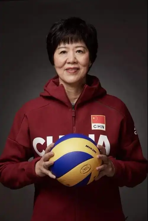众望所归!恭贺中国女排主教练郎平女士荣膺改革开放40年杰出贡献100人