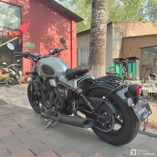 复古试驾(一)奔涌后浪-长江bobbie400