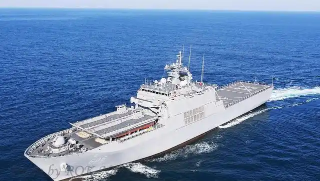 韩国在建造两栖攻击舰的同时,也在发展传统登陆舰.