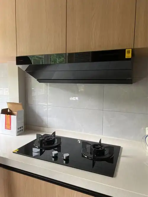 方太抽油烟机和灶具安装