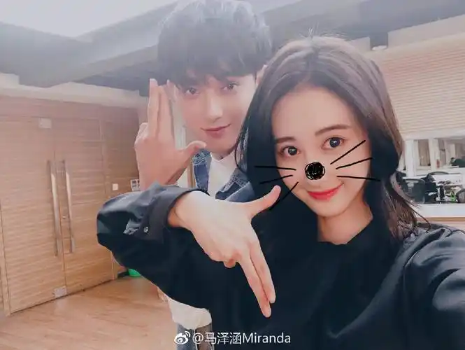 黄子韬酒后发长文diss网络暴力 自曝拍戏差点失去一只眼睛