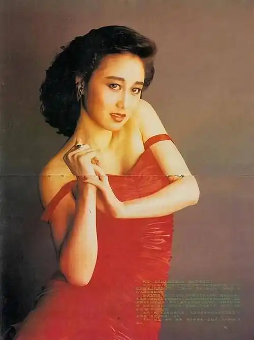 "人间尤物"利智:66岁赌王为之倾倒,李连杰为她抛妻"卖身"_生活_香港