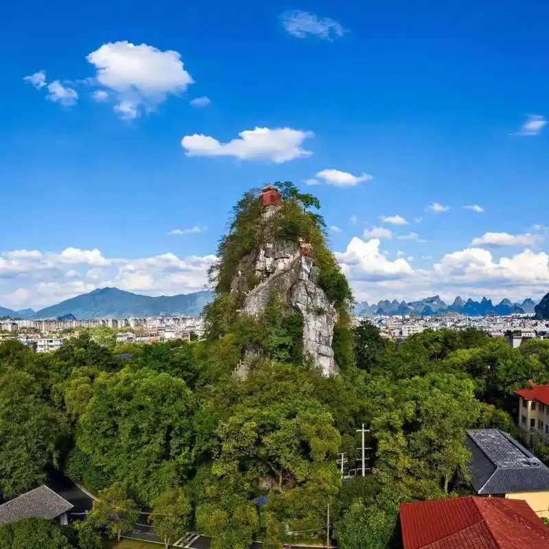 春节来桂林独秀峰王城景区就对了