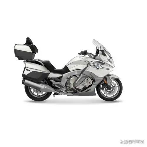 近日在广西百色又发生一起老人推倒摩托车的事件,起因疑似宝马摩托车