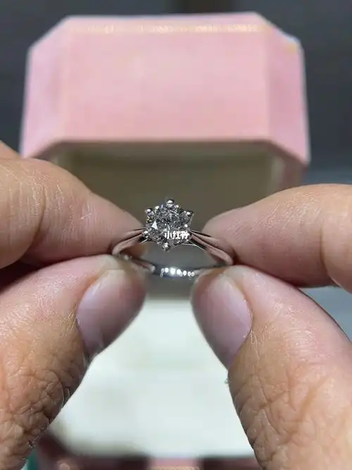日常佩戴小清新钻戒0.5克拉六爪培育钻石