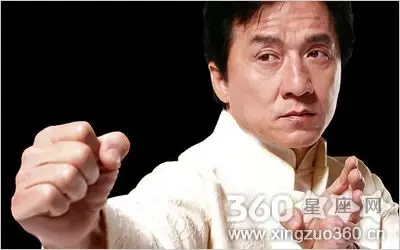 盘点蒜头鼻明星有哪些?