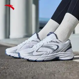 安踏运动鞋女at952复古跑步鞋子女潮流轻便厚底老爹鞋