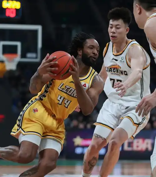 体育篮球cba季后赛辽宁本钢不敌浙江东阳光