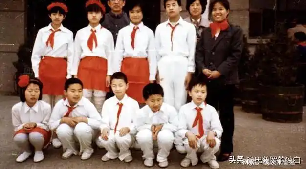 她是双目失明的弃婴如今却是钢琴调音师在行业内排第一