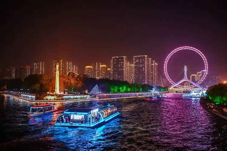 天津:海河两岸乐享美丽夜景