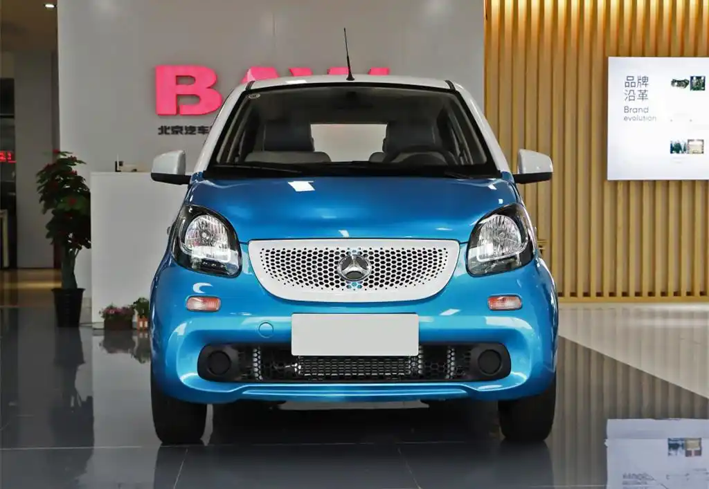 北汽版smart诞生最大马力27ps能上绿牌还不耗油仅498w