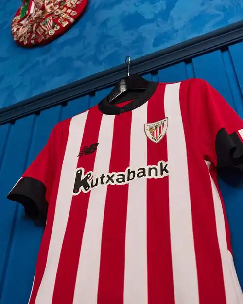 毕尔巴鄂竞技202223赛季主场球衣