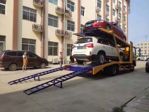 短途运输选择双层两位位轿运车两位板轿运车图片