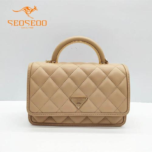 seoseoo/南奥九州袋鼠女包正品2024新款时尚菱格小方包斜挎791600