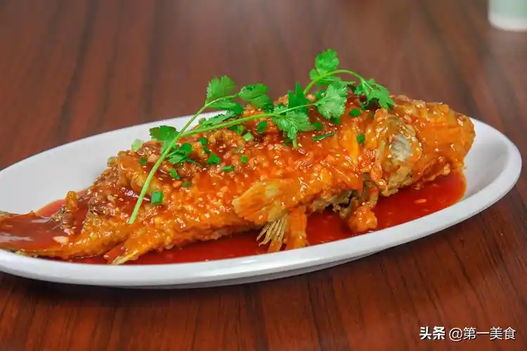 正宗糖醋鱼的做法步骤插图