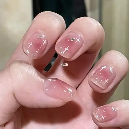 亮闪闪新年美甲