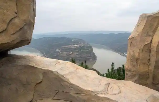 河南一座黄河主题的自然风景区,是国家级风景名胜区和4a景区